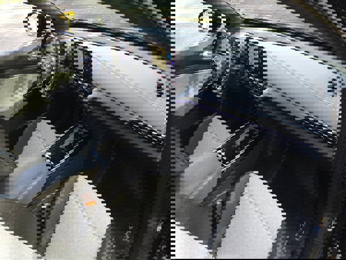 Used 2023 Volkswagen ID.4 Pro image 22