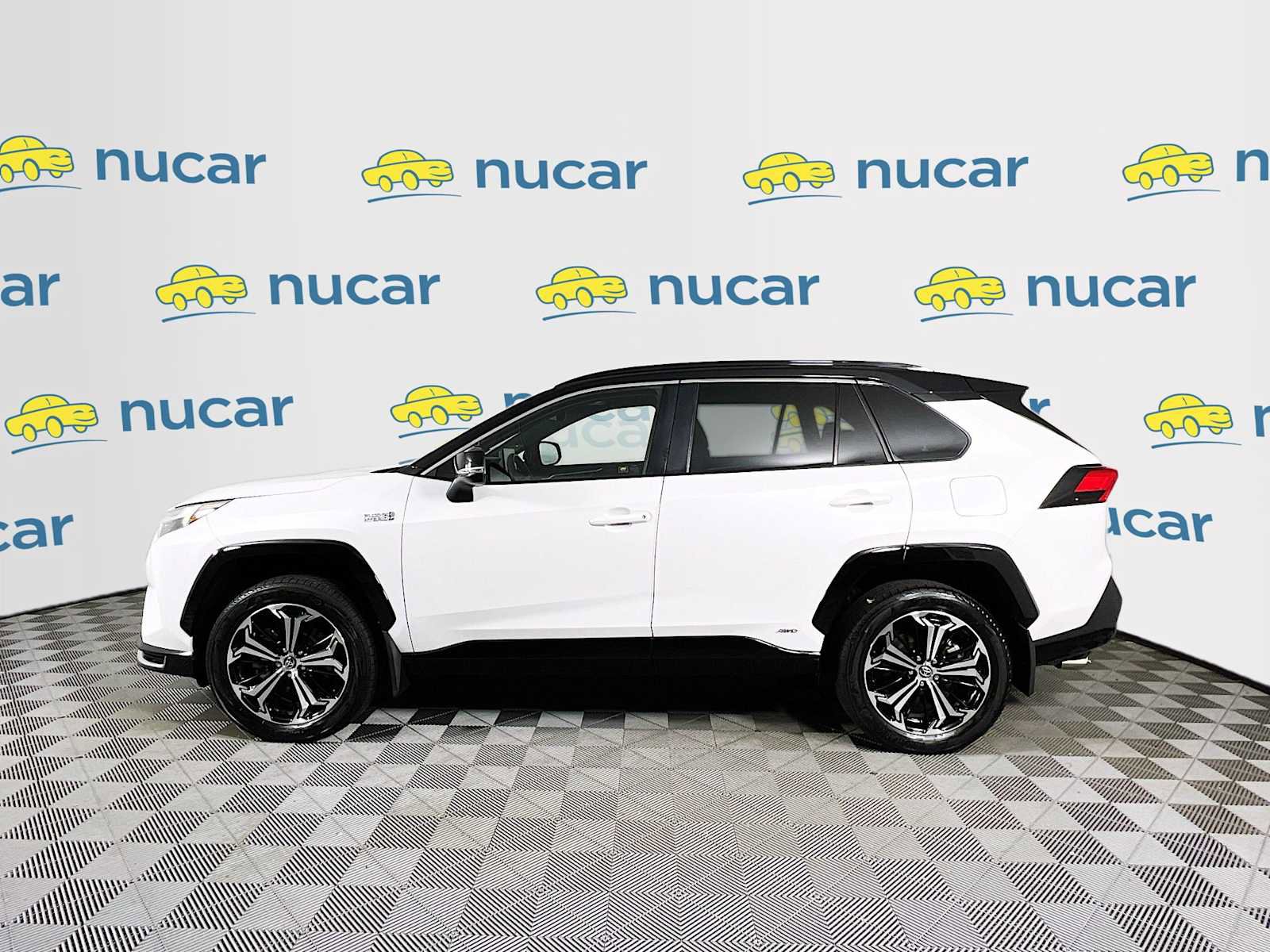 Used 2023 Toyota RAV4 XSE image 4