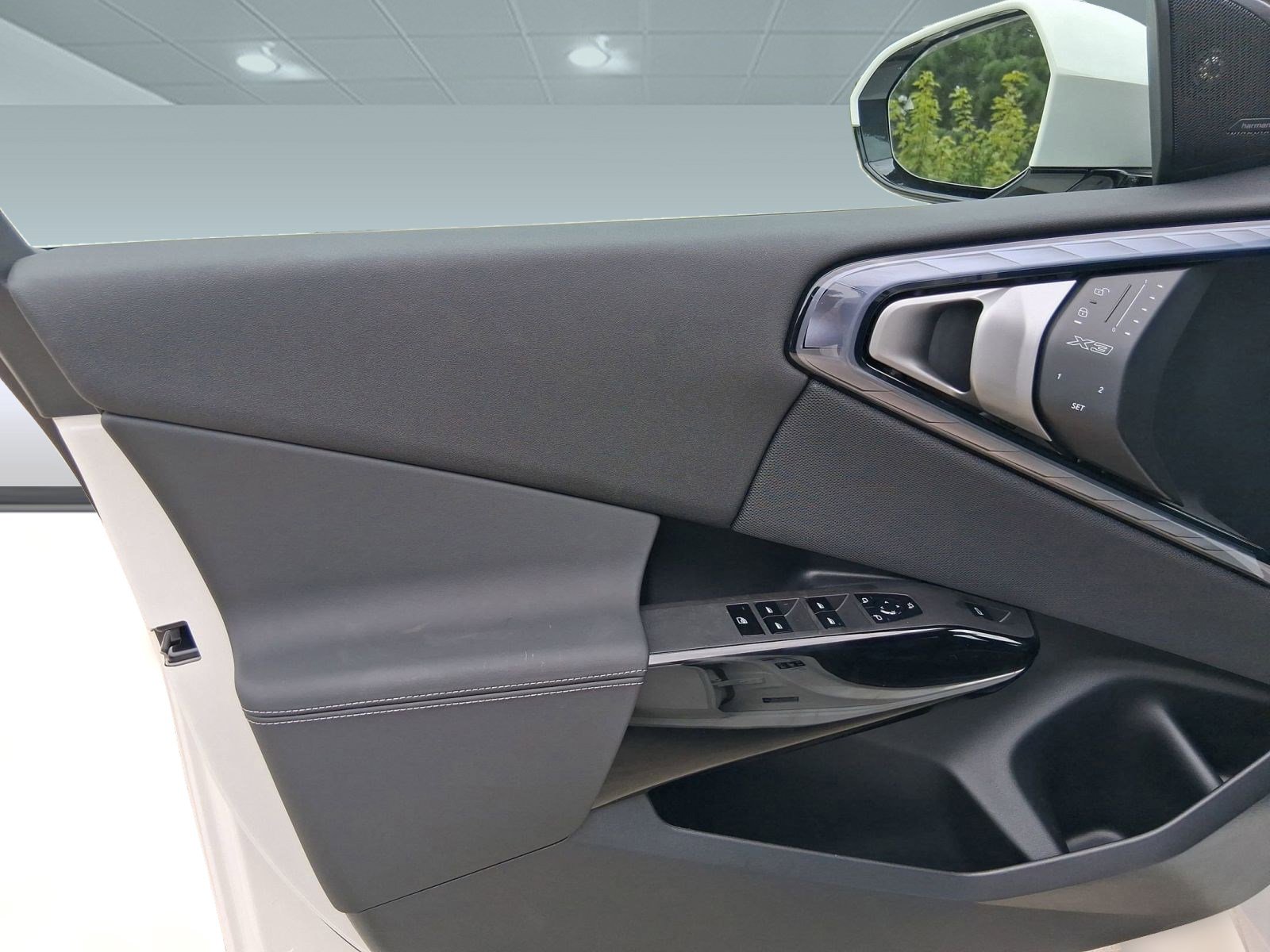 Used 2026 BMW X3 xDrive30 w/ M Sport Package image 19