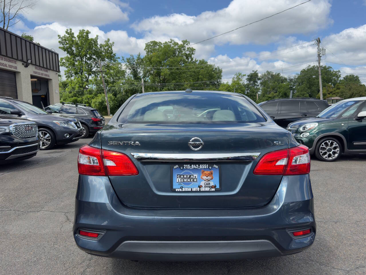 Used 2016 Nissan Sentra SL w/ Technology Package FWD image 5