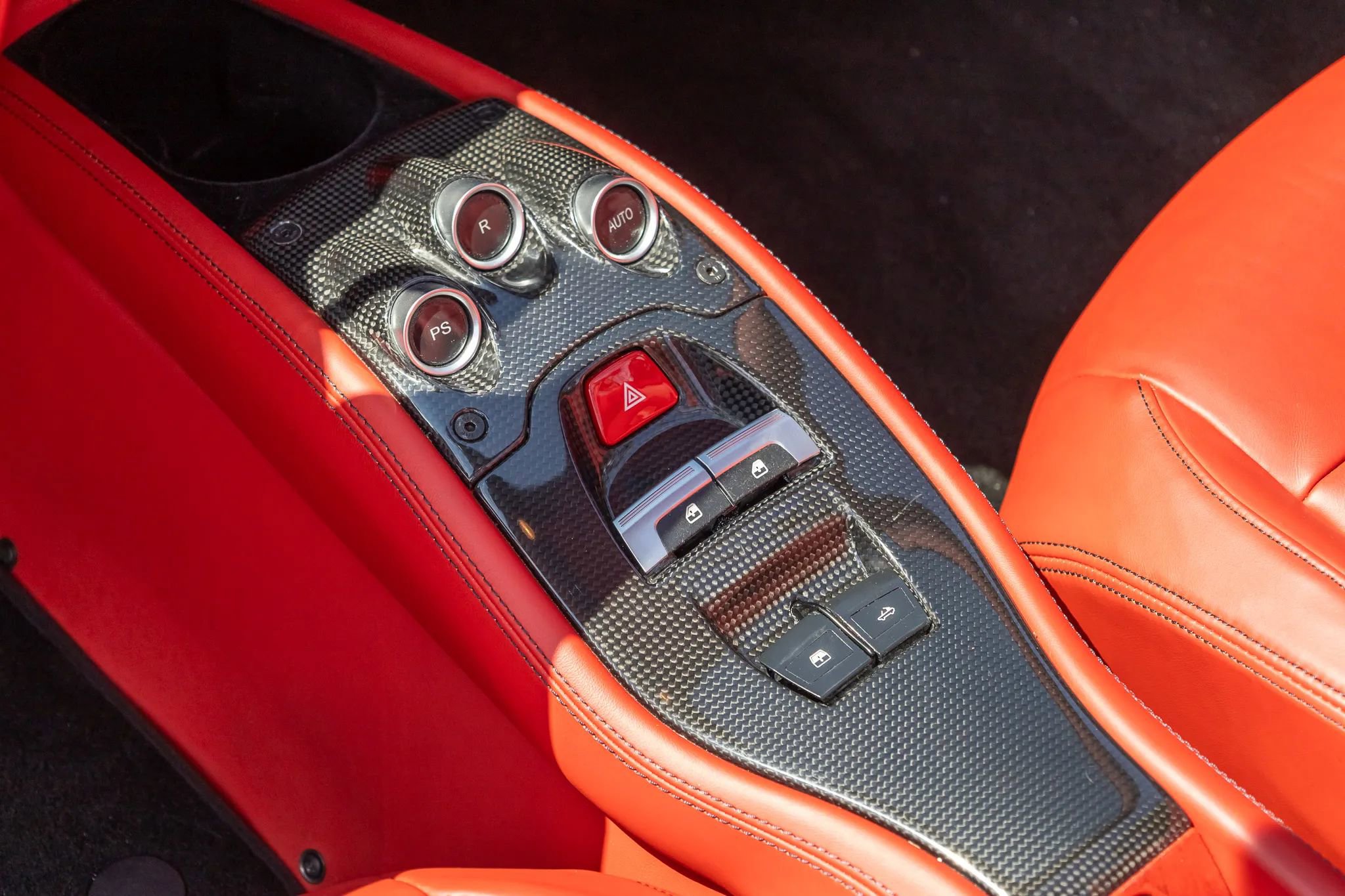 Used 2012 Ferrari 458 Spider RWD image 67