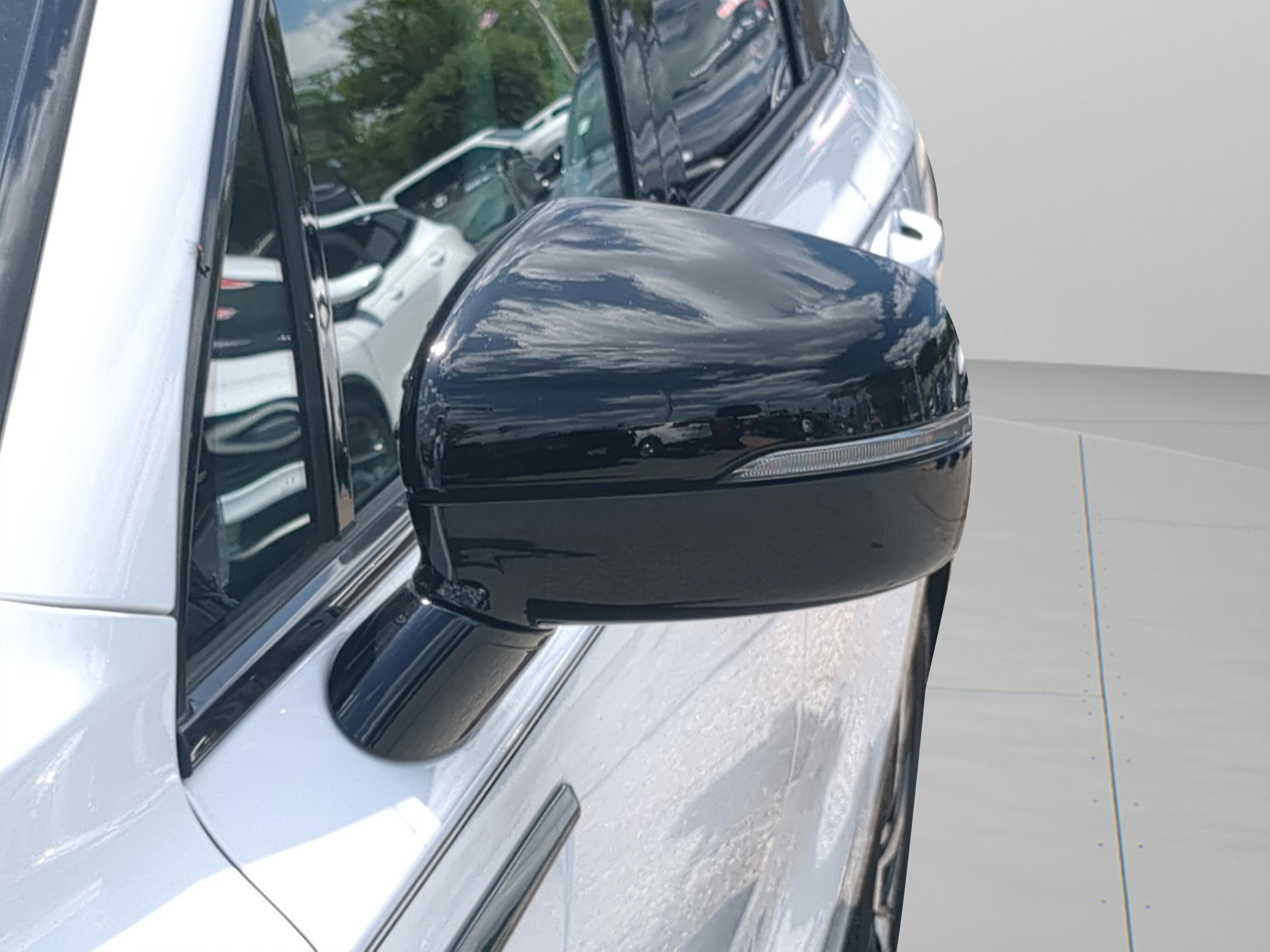 Certified 2023 Kia Sorento S w/ Panoramic Sunroof Package FWD image 25
