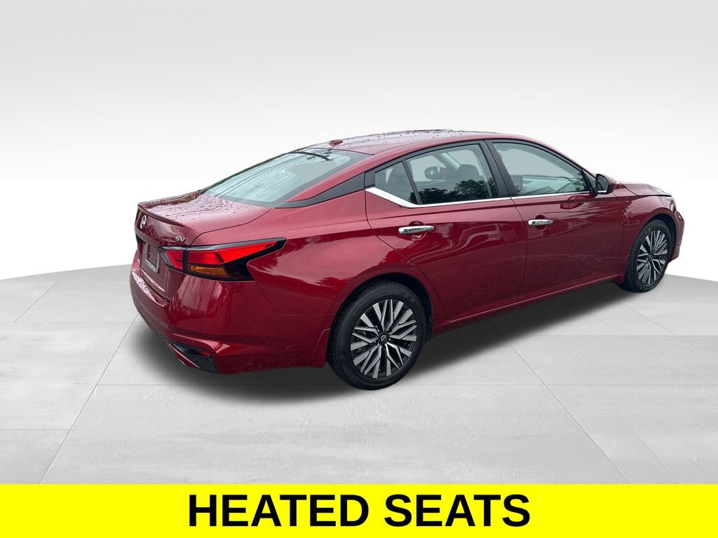 Used 2024 Nissan Altima 2.5 SV w/ SV Premium Package FWD image 6