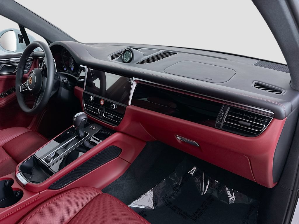New 2026 Porsche Macan S AWD/4WD image 31