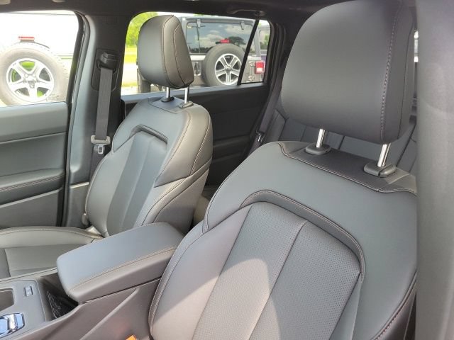 Used 2026 Jeep Cherokee Limited AWD/4WD image 5