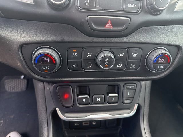 Used 2019 GMC Terrain SLT w/ Preferred Package AWD/4WD image 23