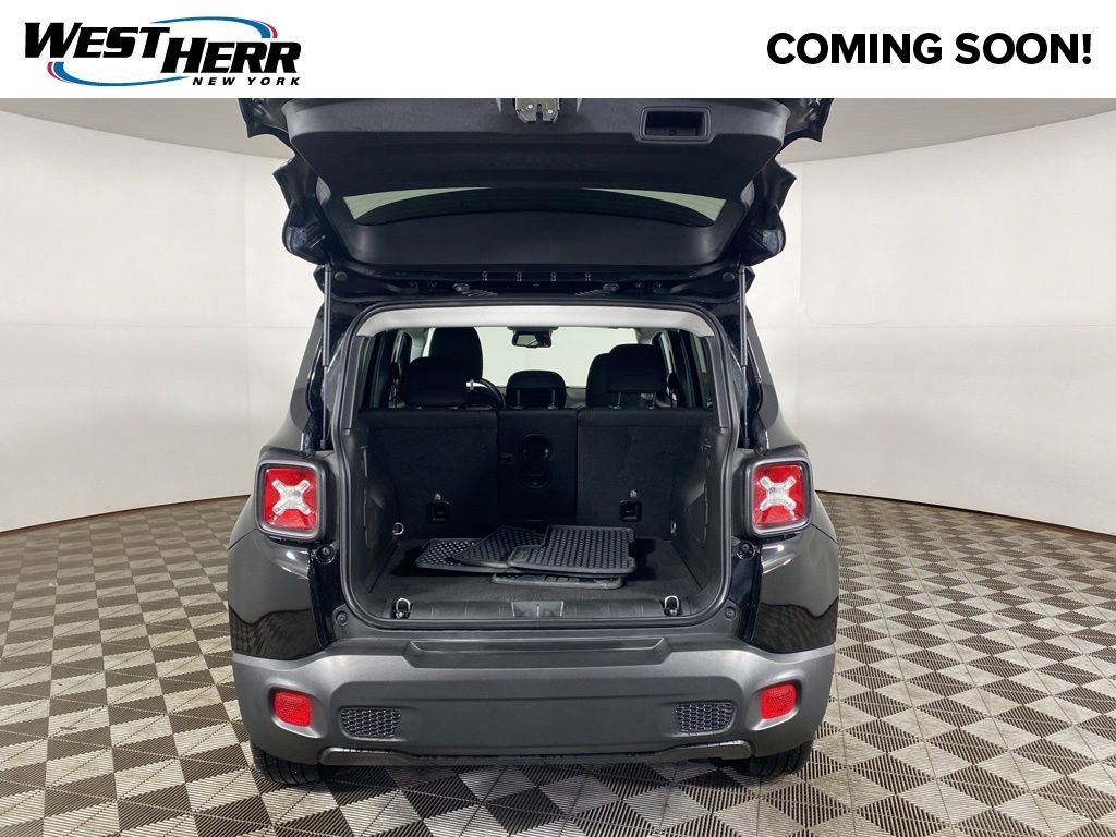 Used 2022 Jeep Renegade Latitude w/ Convenience Group AWD/4WD image 20
