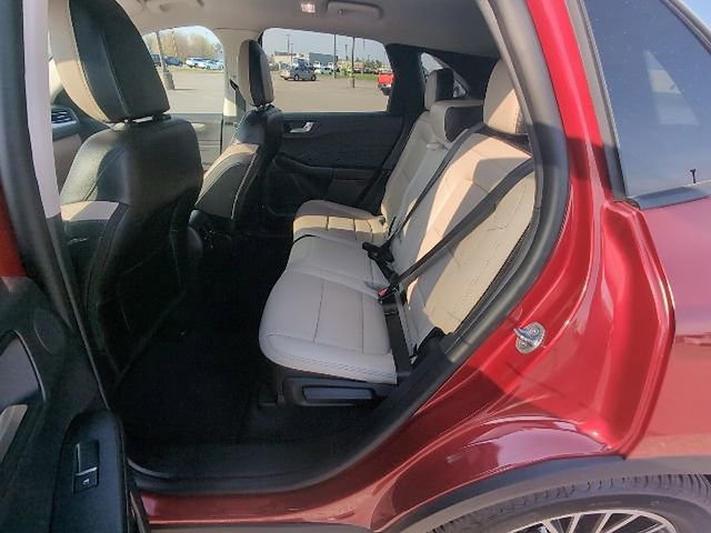 Used 2022 Ford Escape SEL w/ Technology Package image 11