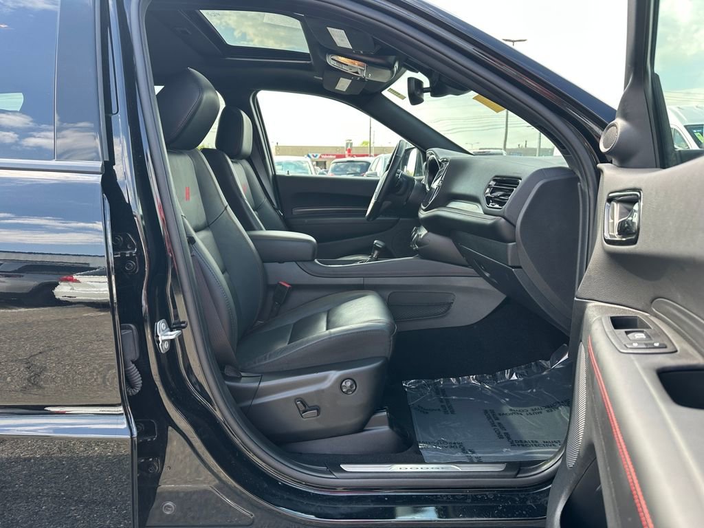 Used 2025 Dodge Durango R/T AWD/4WD image 21