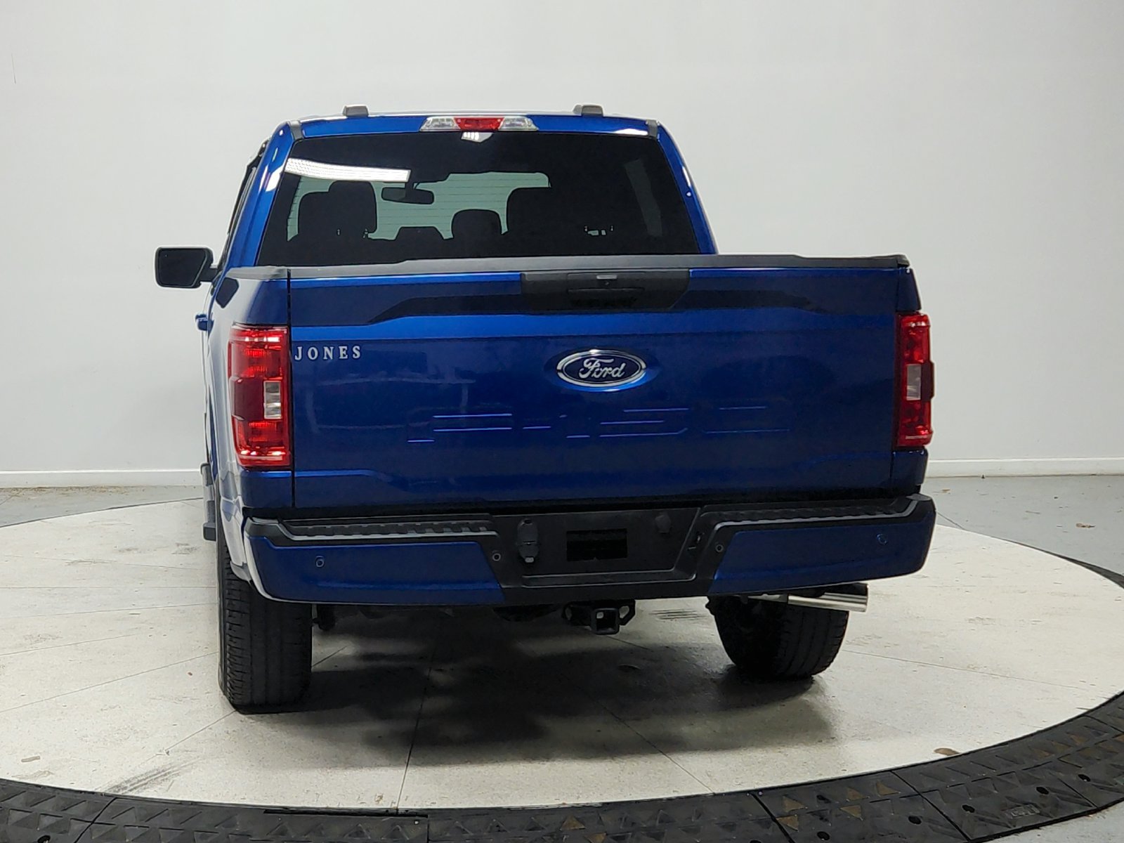 Used 2022 Ford F150 XLT w/ Equipment Group 301A Mid AWD/4WD image 7