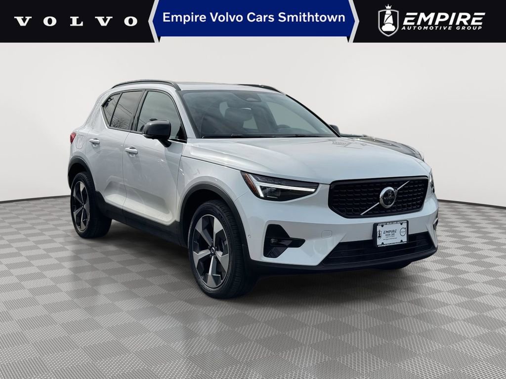 Certified 2026 Volvo XC40 B5 Plus w/ Protection Package Premier