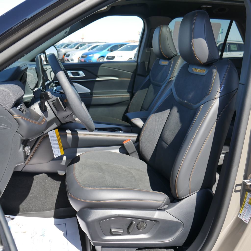 New 2026 Ford Explorer Tremor w/ Tremor Ultimate Package image 4