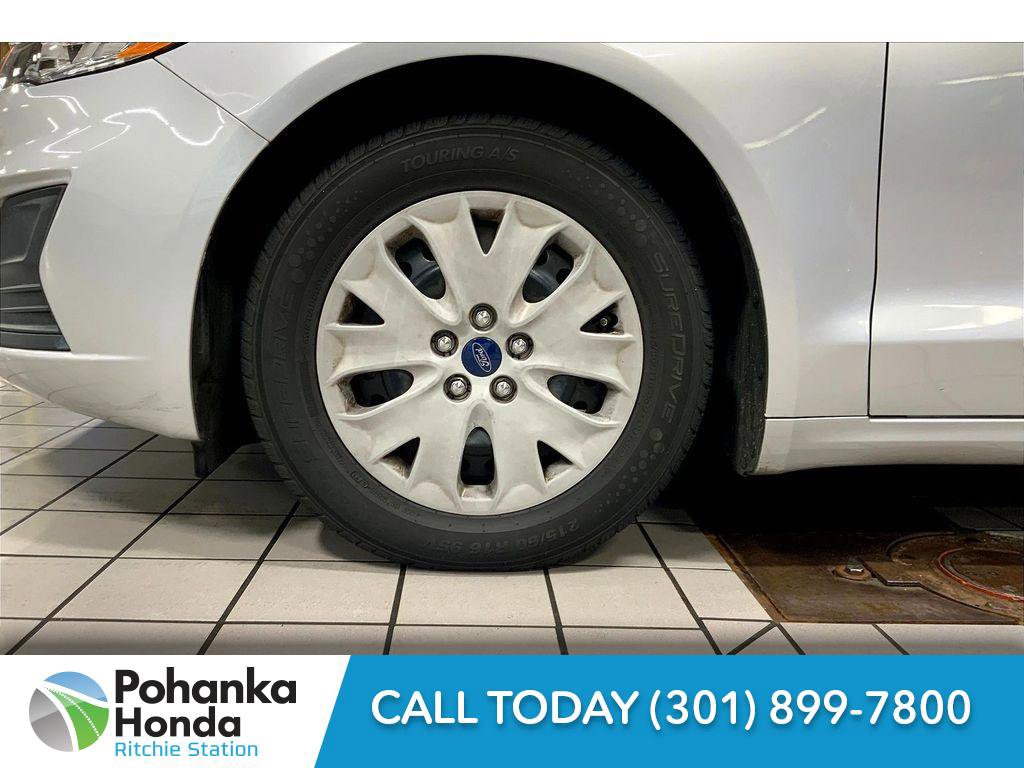 Used 2019 Ford Fusion S image 8