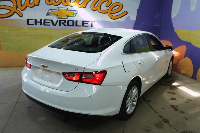 Used 2017 Chevrolet Malibu LT image 8