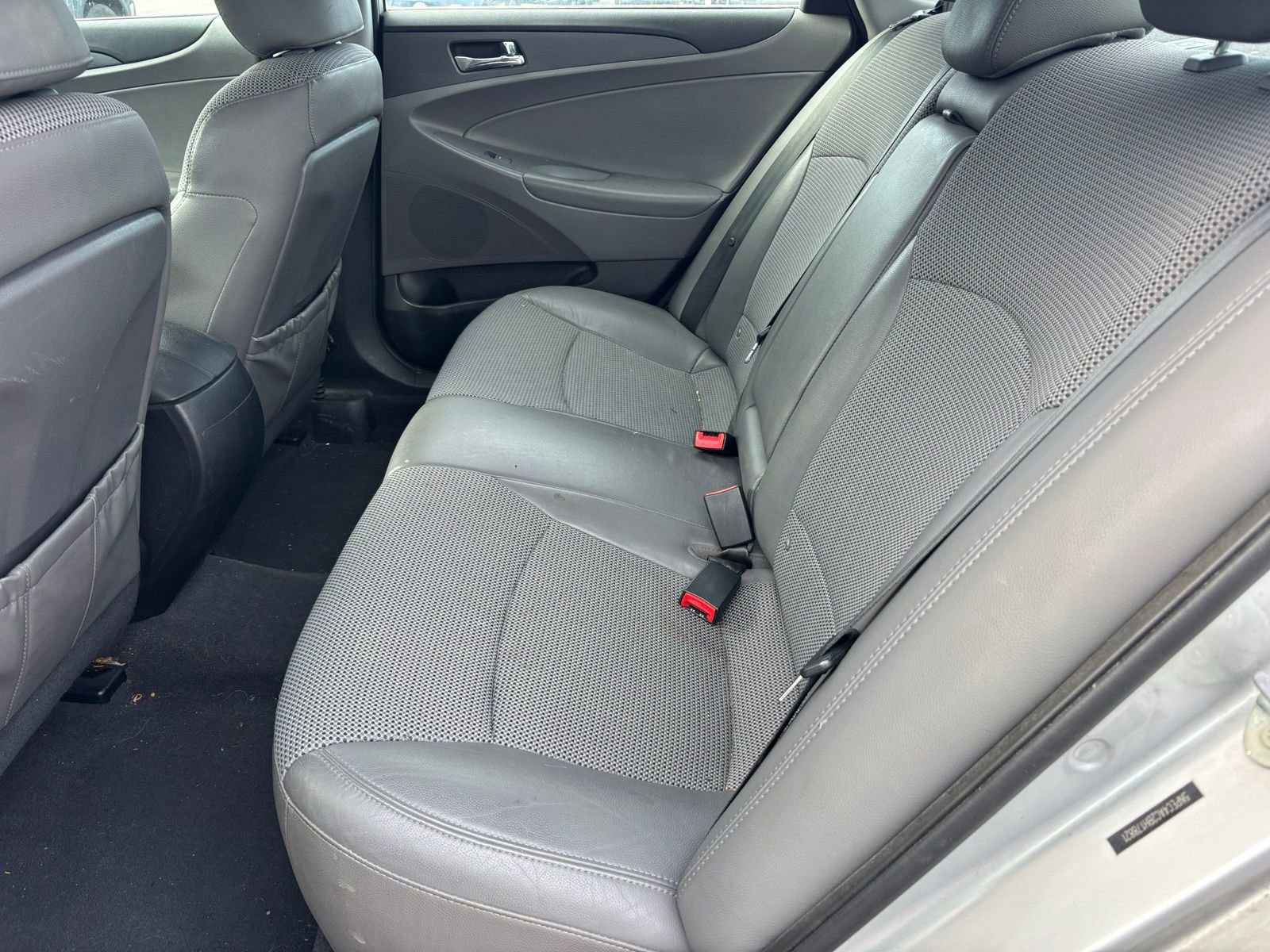 Used 2011 Hyundai Sonata SE FWD image 10