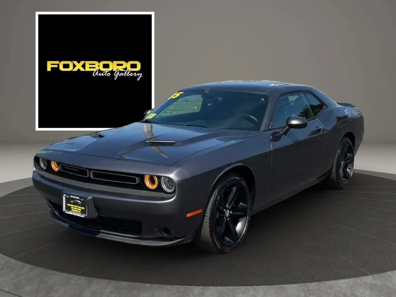 Used 2015 Dodge Challenger SXT w/ Super Sport Group (SS/T) image 1