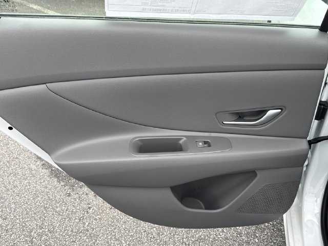 New 2026 Hyundai Elantra Sport FWD image 23