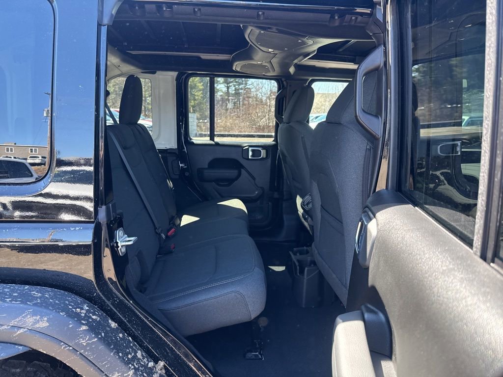 New 2026 Jeep Wrangler Willys AWD/4WD image 24