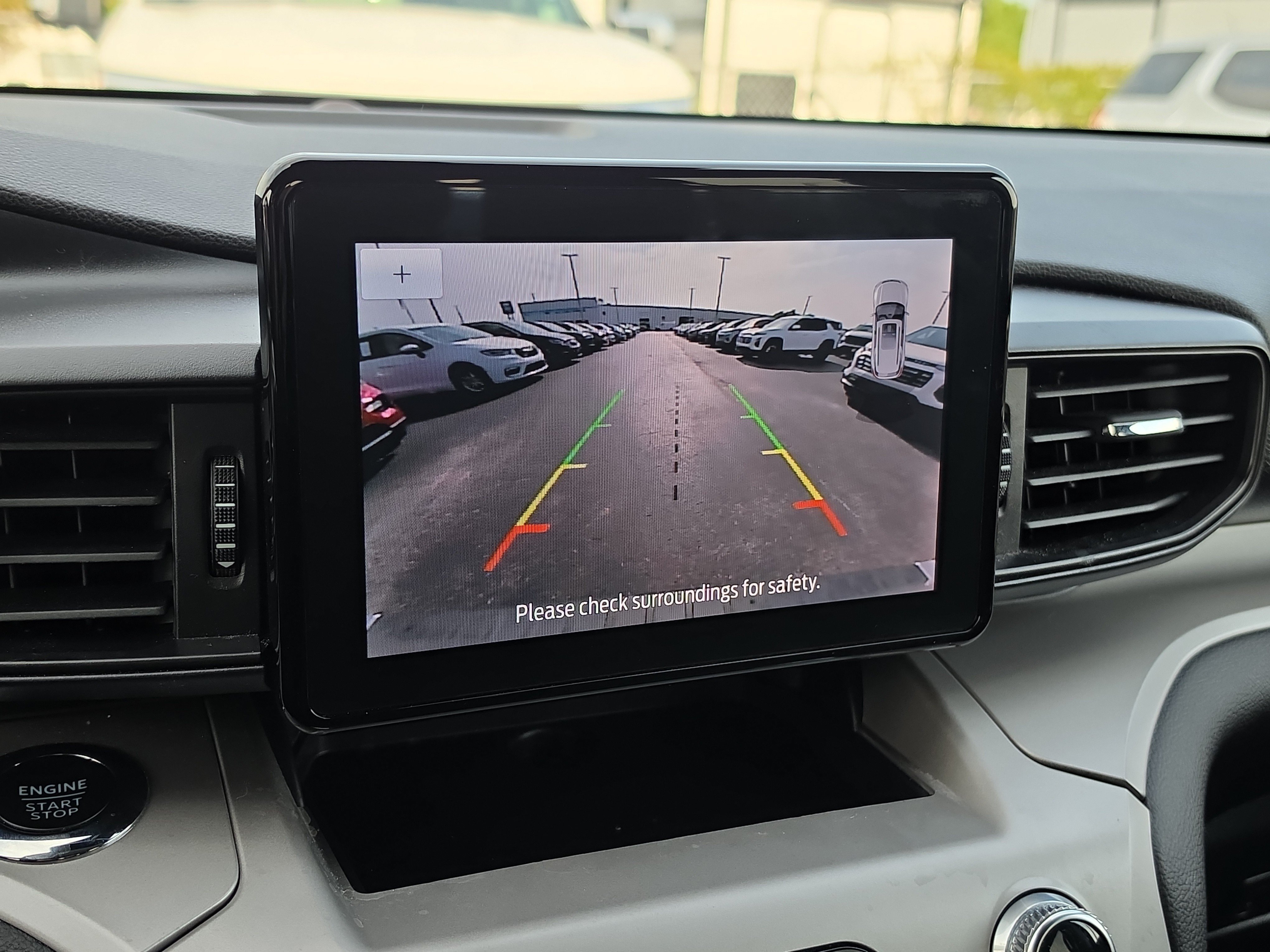 Used 2023 Ford Explorer XLT RWD image 26