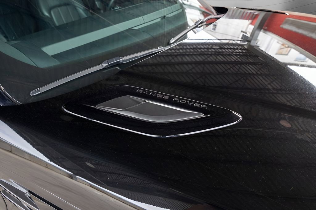 Used 2020 Land Rover Range Rover Sport HSE Dynamic image 14