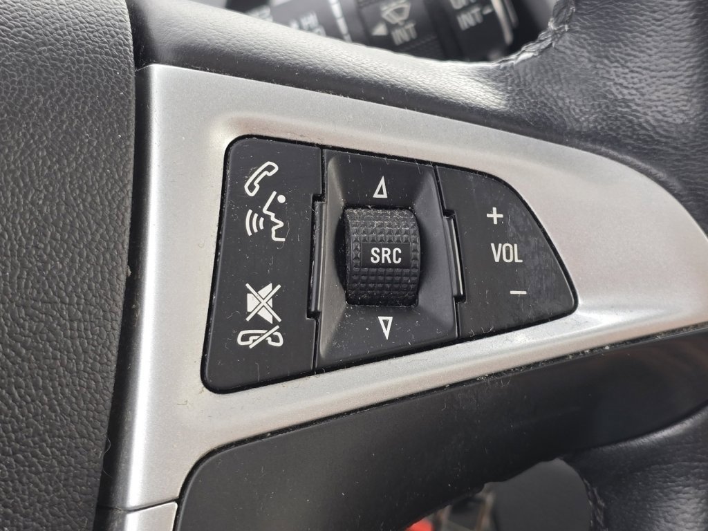 Used 2016 Chevrolet Equinox LT w/ Convenience Package image 27