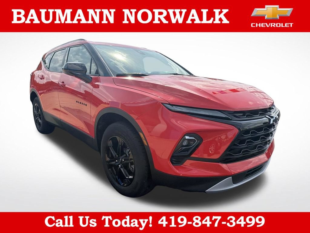 New 2025 Chevrolet Blazer LT w/ Convenience Package AWD/4WD image 3