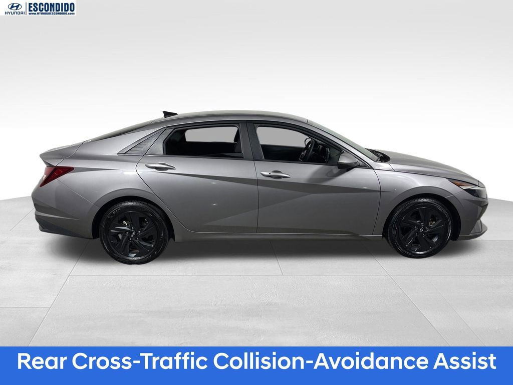 Used 2022 Hyundai Elantra SEL w/ Cargo Package FWD image 6
