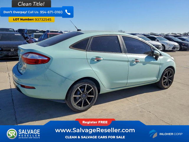 Used 2017 Ford Fiesta SE image 4