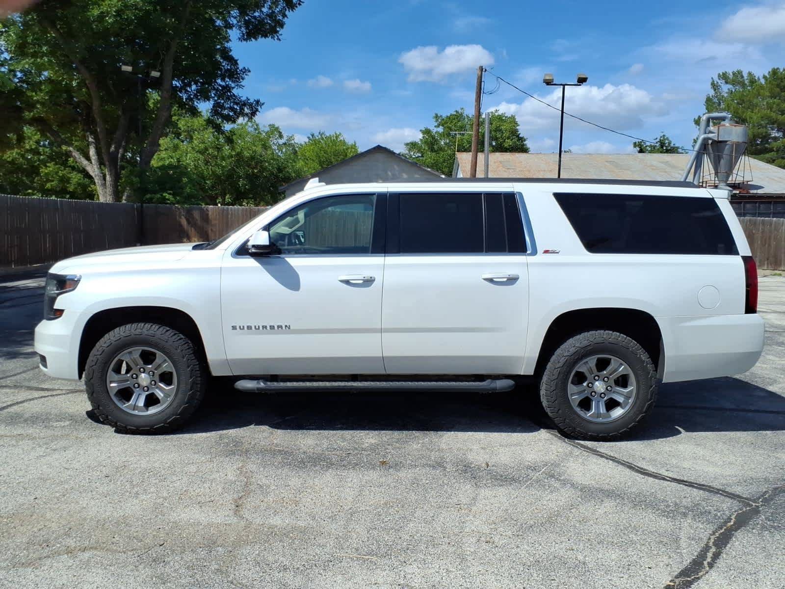 Used 2020 Chevrolet Suburban LT AWD/4WD image 18
