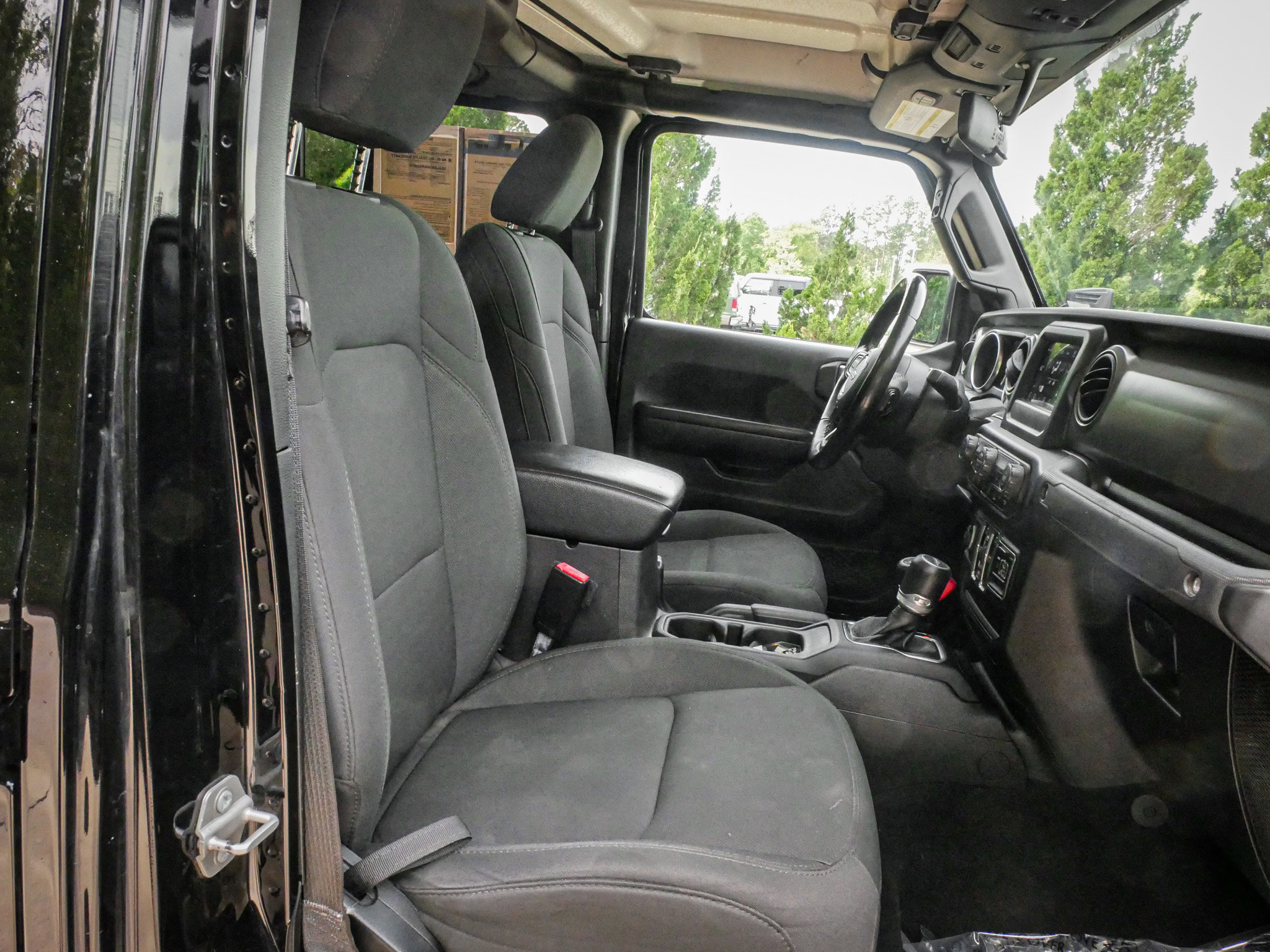 Used 2021 Jeep Gladiator Sport image 31