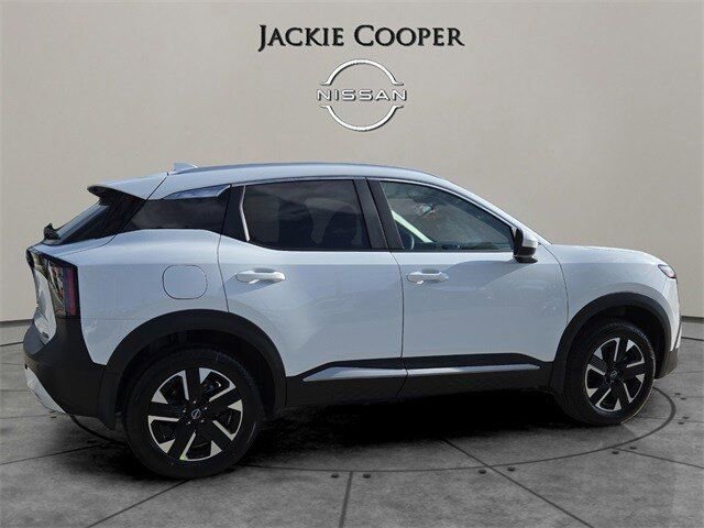 New 2025 Nissan Kicks SV w/ SV Premium Package image 5