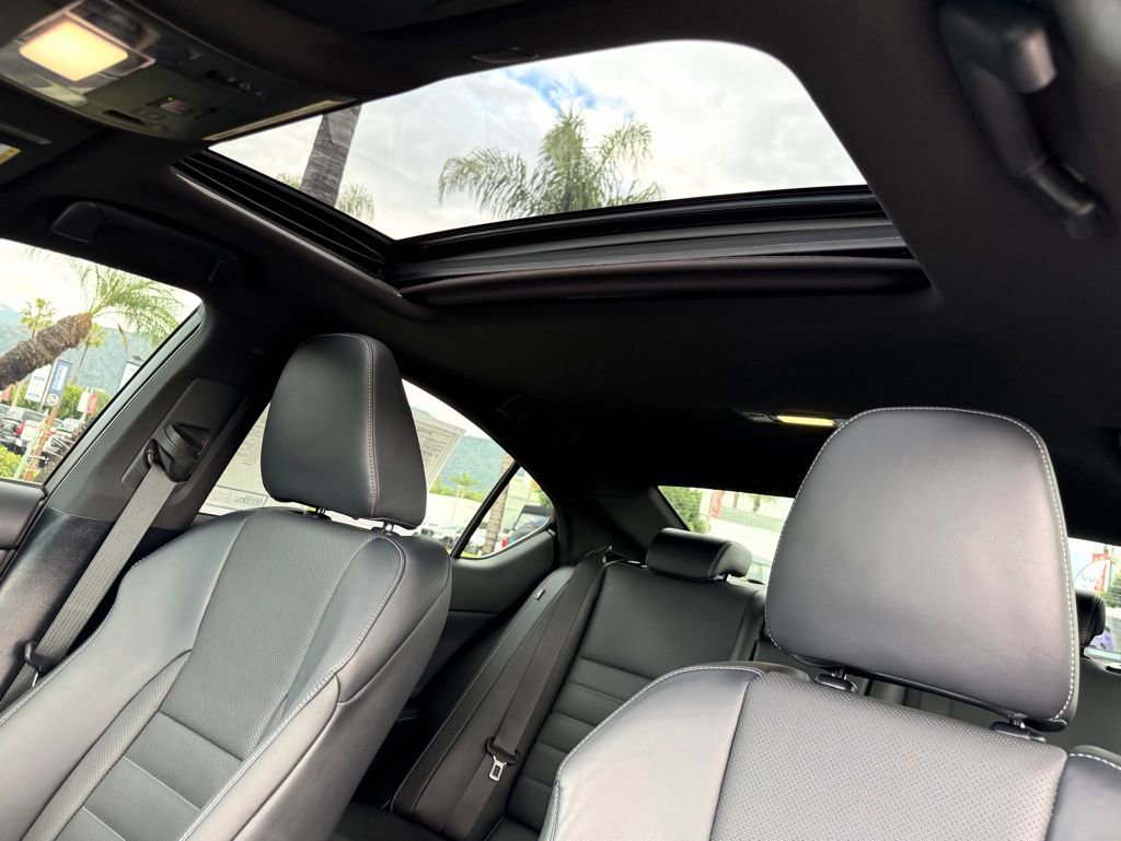 Used 2024 Lexus IS 350 F Sport image 17