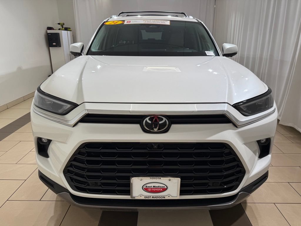 Certified 2024 Toyota Grand Highlander AWD image 8
