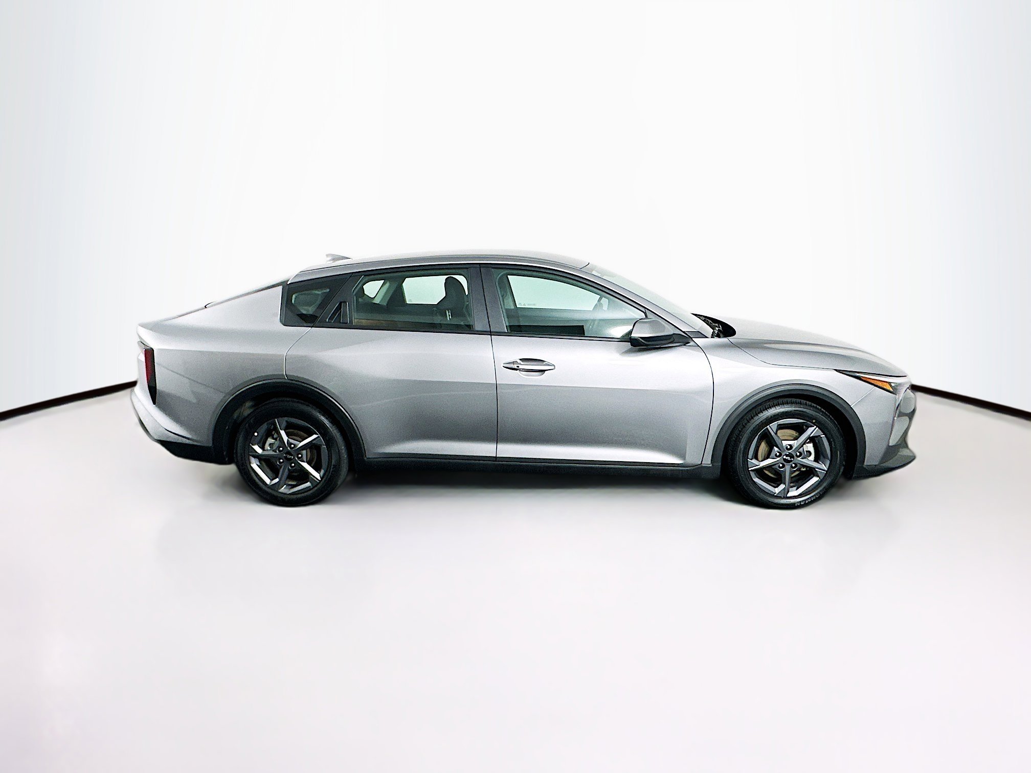 Used 2025 Kia K4 LXS image 10