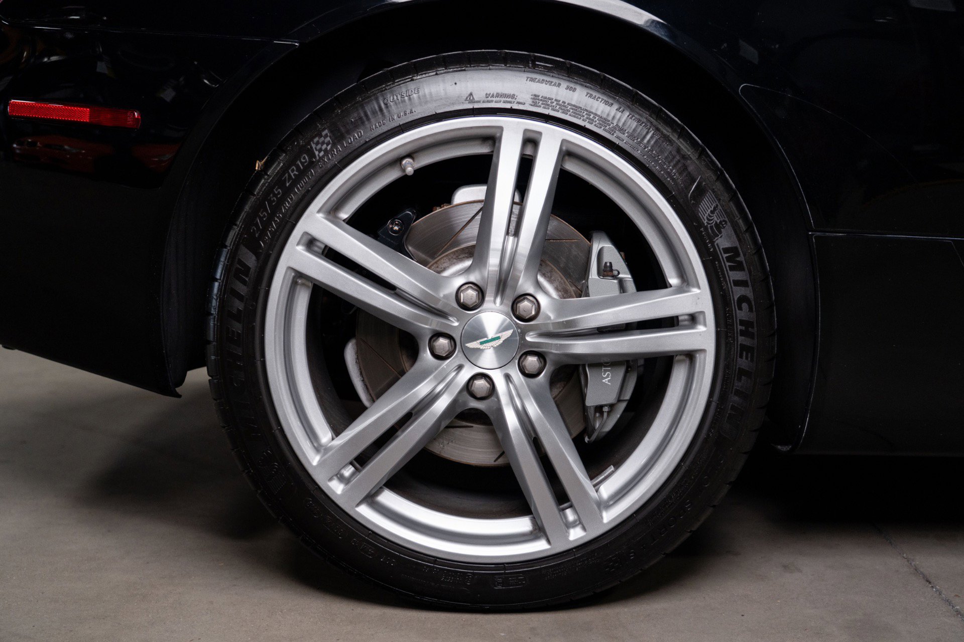 Used 2007 Aston Martin DB9 Coupe RWD image 26