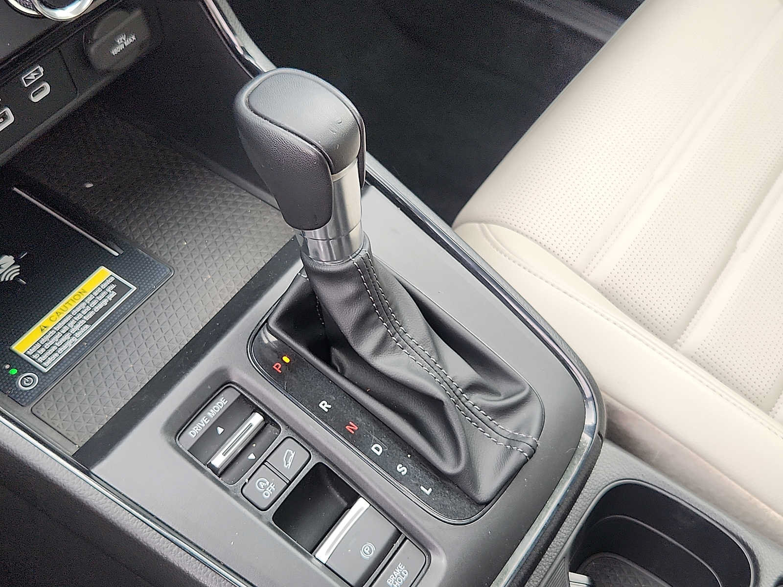 Used 2024 Honda CR-V EX-L image 14