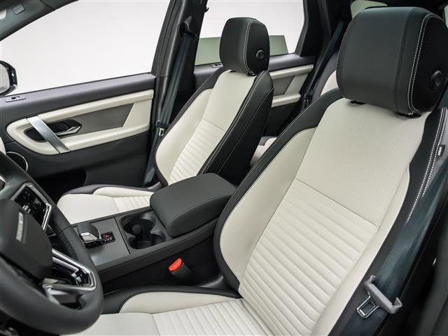 New 2026 Land Rover Discovery Sport Landmark AWD/4WD image 14