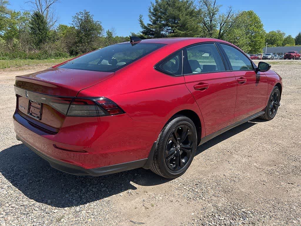 Used 2025 Honda Accord SE image 4