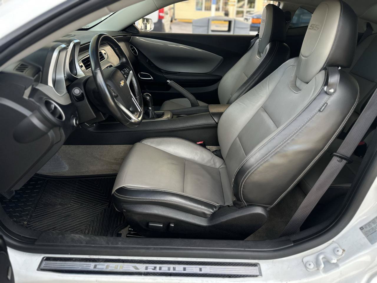 Used 2014 Chevrolet Camaro SS w/ RS Package RWD image 11