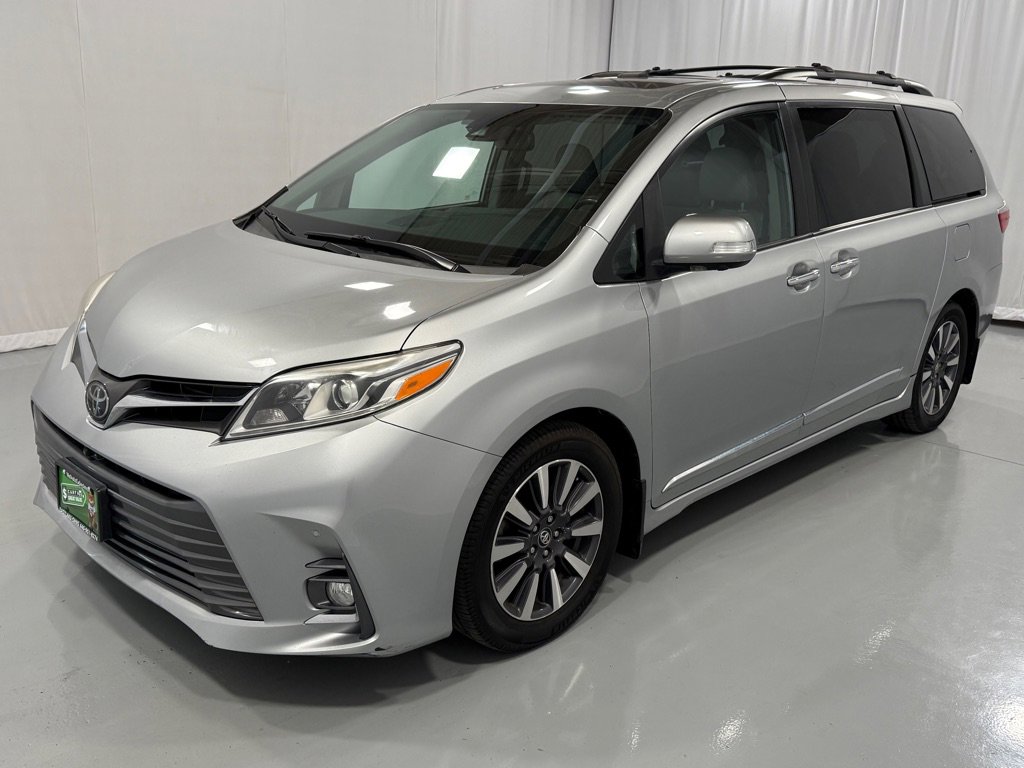 Used 2020 Toyota Sienna Limited Premium image 1