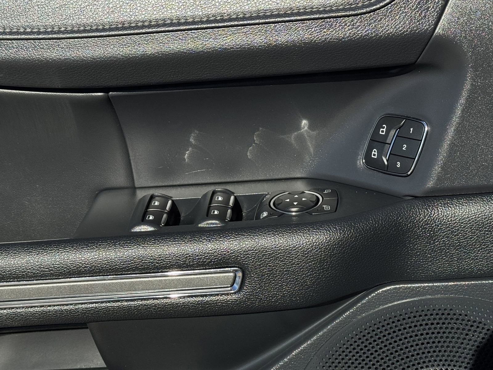 Used 2022 Ford Expedition XLT image 25