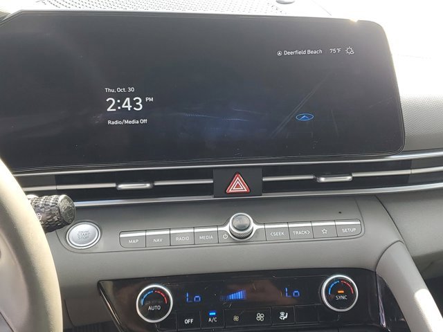 Certified 2023 Hyundai Elantra SEL w/ Convenience Package image 20