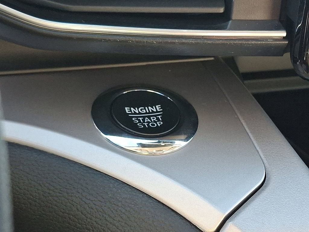 Certified 2023 Ford Explorer XLT w/ Equipment Group 202A image 25