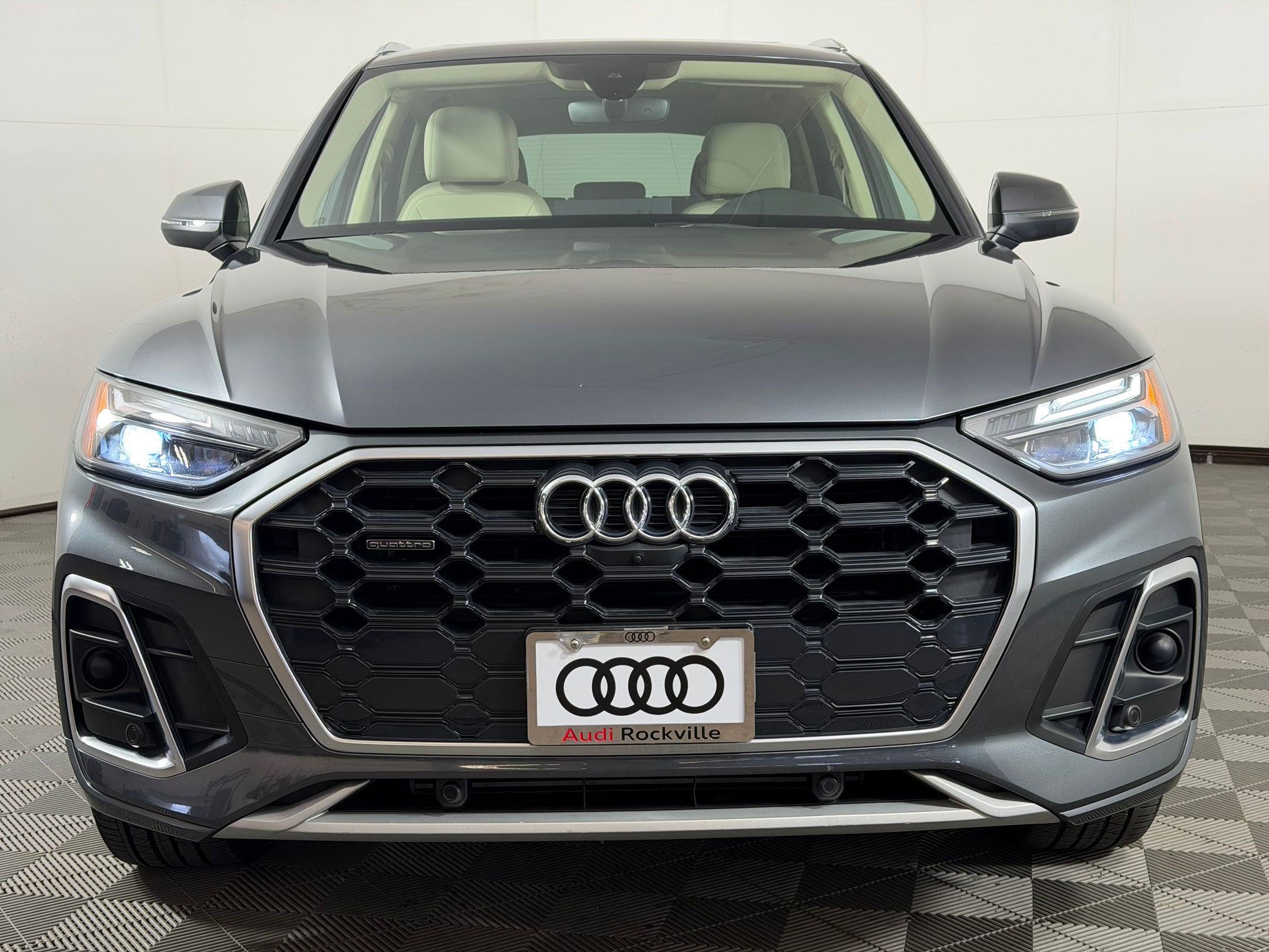 Certified 2022 Audi Q5 2.0T Premium Plus w/ Premium Plus Package AWD/4WD image 6