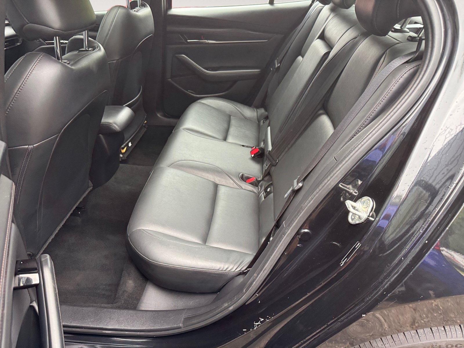 Used 2024 MAZDA MAZDA3 s FWD image 13