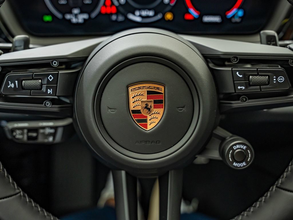 New 2026 Porsche Cayenne Coupe AWD/4WD image 26