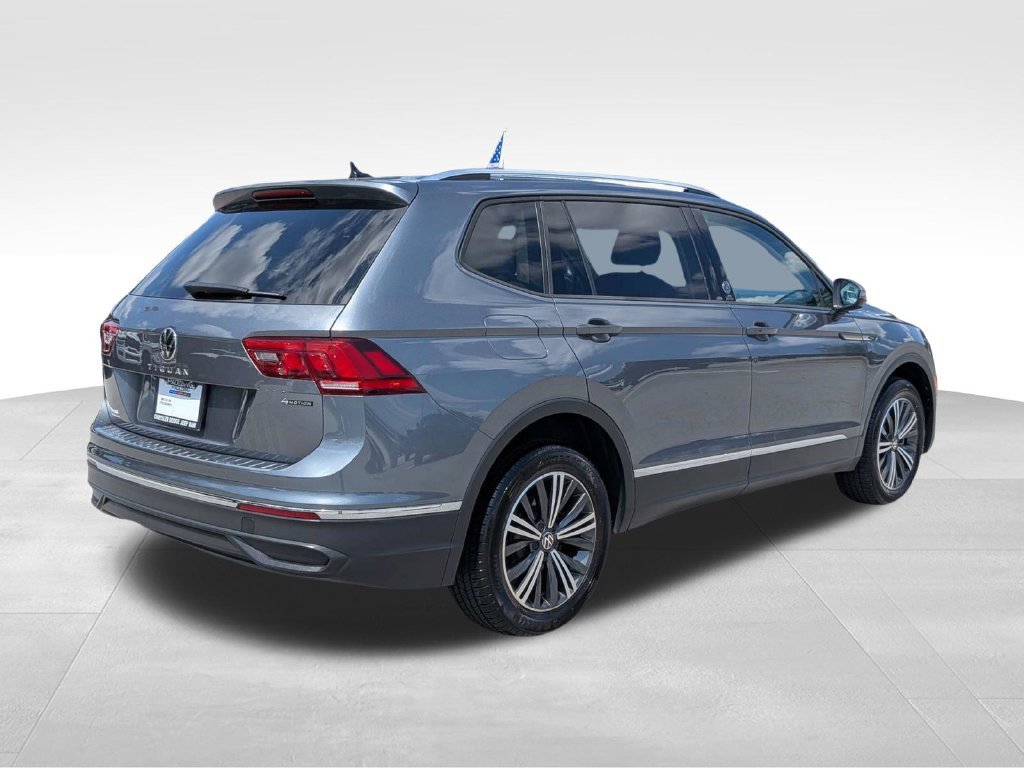 Used 2024 Volkswagen Tiguan Wolfsburg Edition AWD/4WD image 4