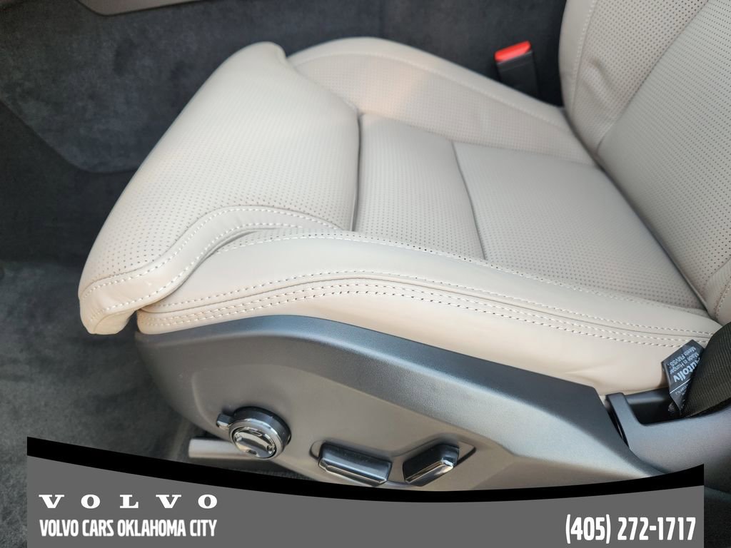 Used 2026 Volvo XC90 B6 Ultra w/ Protection Package Premier image 23
