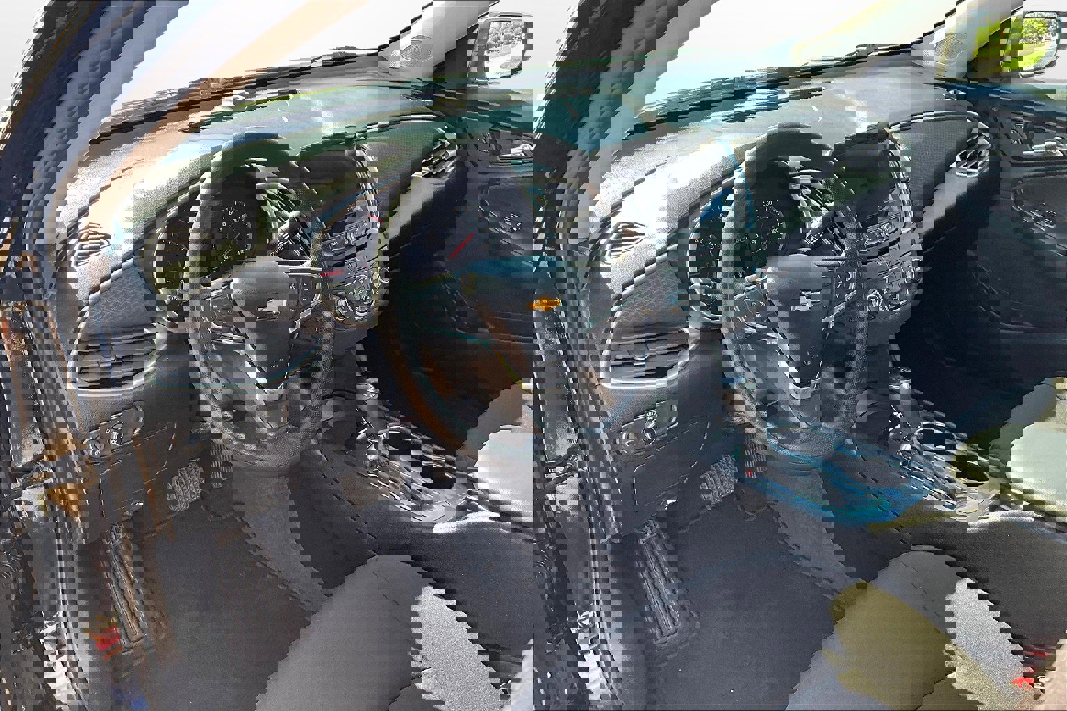 Used 2020 Chevrolet Malibu LS image 19