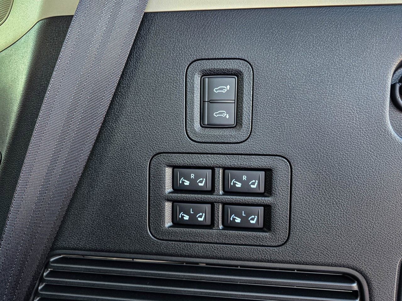 New 2026 INFINITI QX80 Luxe image 37